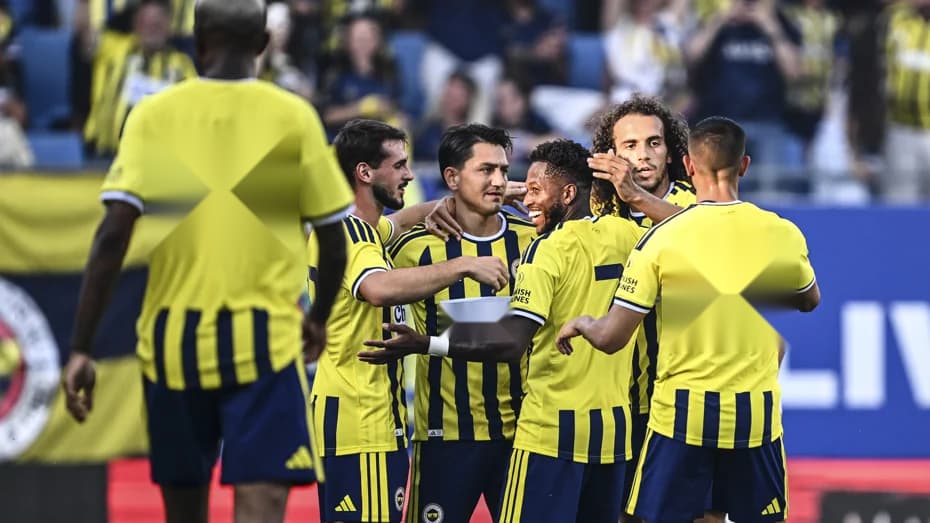 Fenerbahçe, Avusturya'da Farklı Galibiyetle Dönüyor — görsel 3