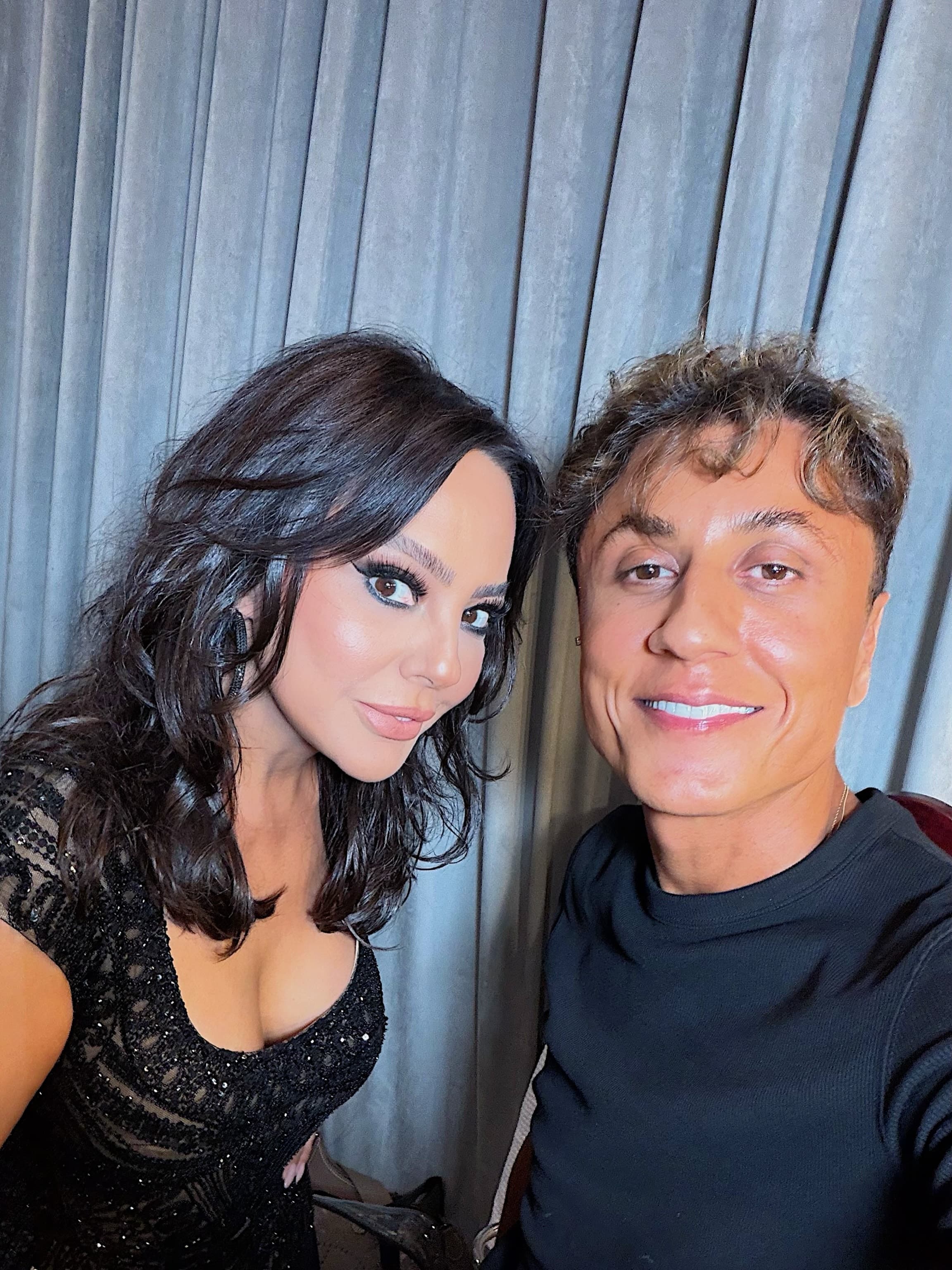 Ebru Gündeş'in Konser Paylaşımları Sosyal Medyada Yankı Uyandırdı — görsel 4