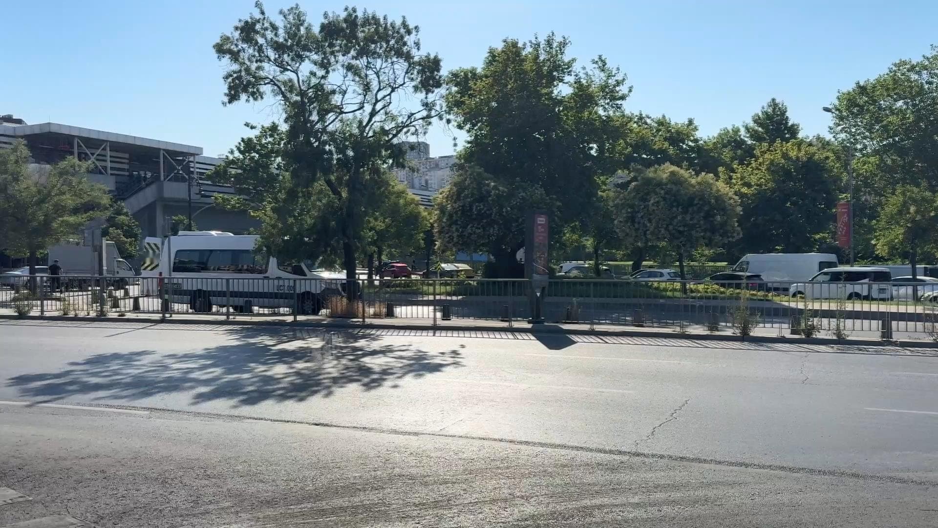 15 Milyonluk Lüks Araçta Şok Olay: 40 Bin TL Ceza Kesildi — görsel 2
