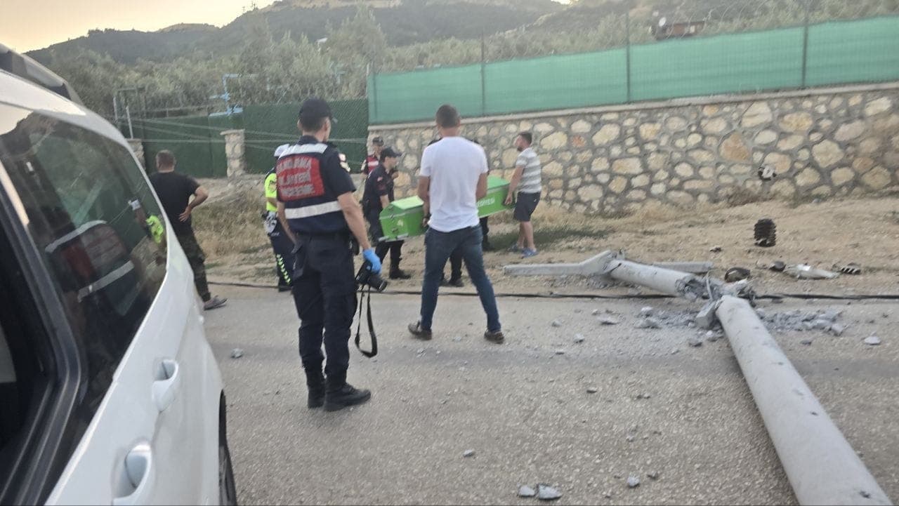 Balayı dönüşünde trajik kaza: Yardım ederken hayatını kaybetti — görsel 2