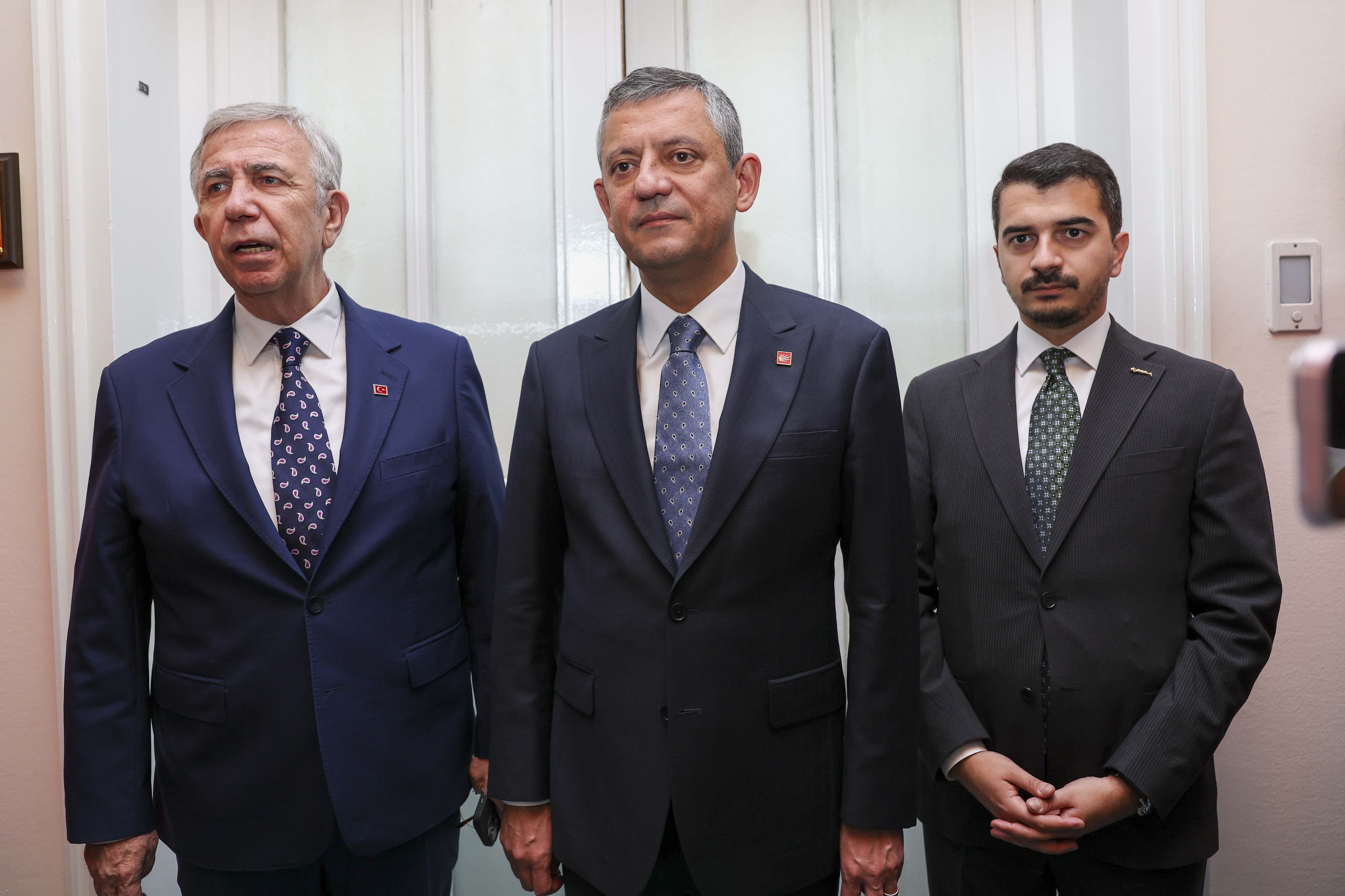 Çankaya'da CHP İçinde Su Şişeleriyle Kavga Çıktı — görsel 3