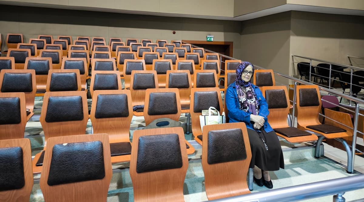 İmamoğlu'nun Duruşmasında Gerilim: Hakim Salonu Boşalttı