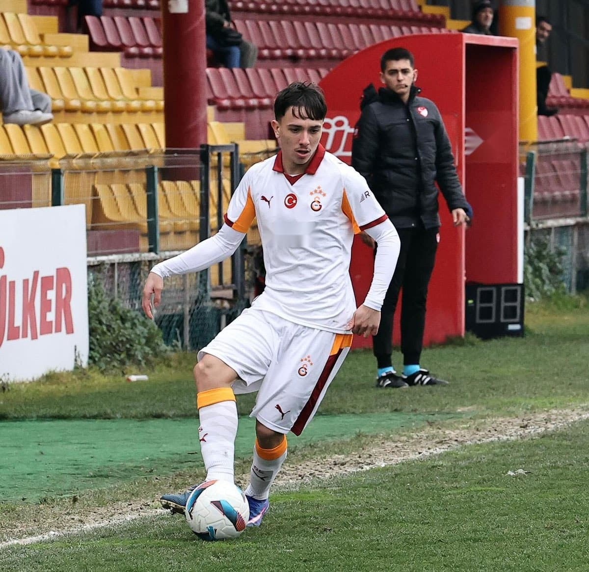 Fenerbahçe'den Galatasaray'a Transfer Hamlesi: Yiğit Çolak