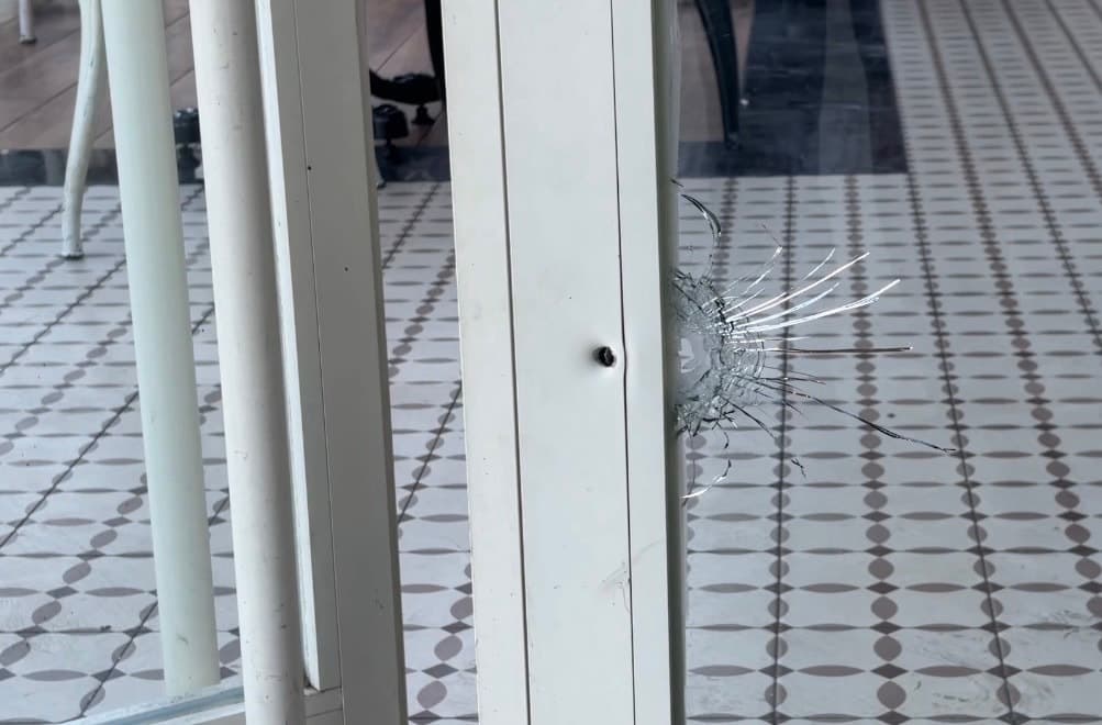 İstanbul'da Alışveriş Merkezinde Silahlı Saldırı Gerçekleşti