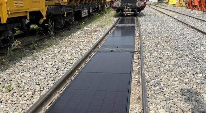 Tren Raylarına Güneş Panelleri: Avrupa'da Enerji Devrimi Başladı