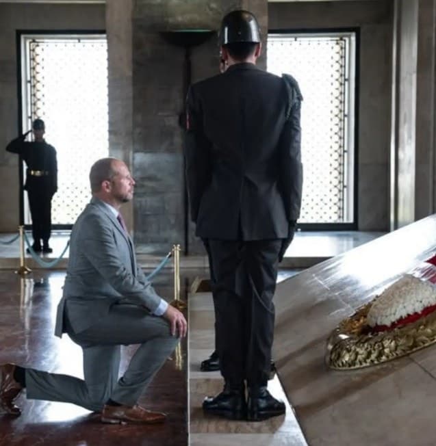 Belçikalı Bakan, Atatürk Paylaşımından Sonra Özür Diledi — görsel 2