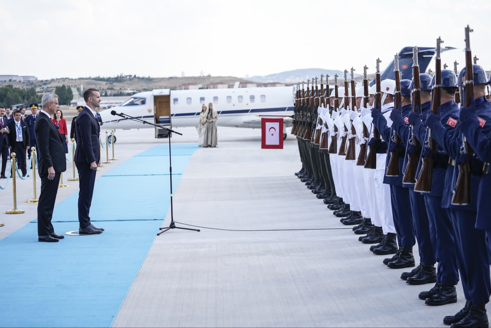 İngiltere ve Karadağ Başbakanları Türkiye'de Zirveye Katılıyor — görsel 3