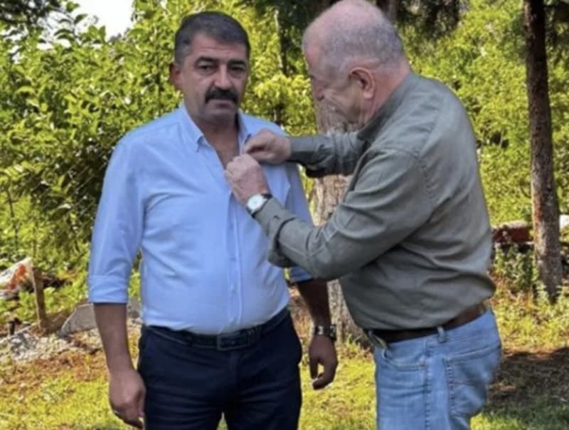 Ümit Özdağ'dan Ruhsat İptali Üzerine Sert Eleştiriler