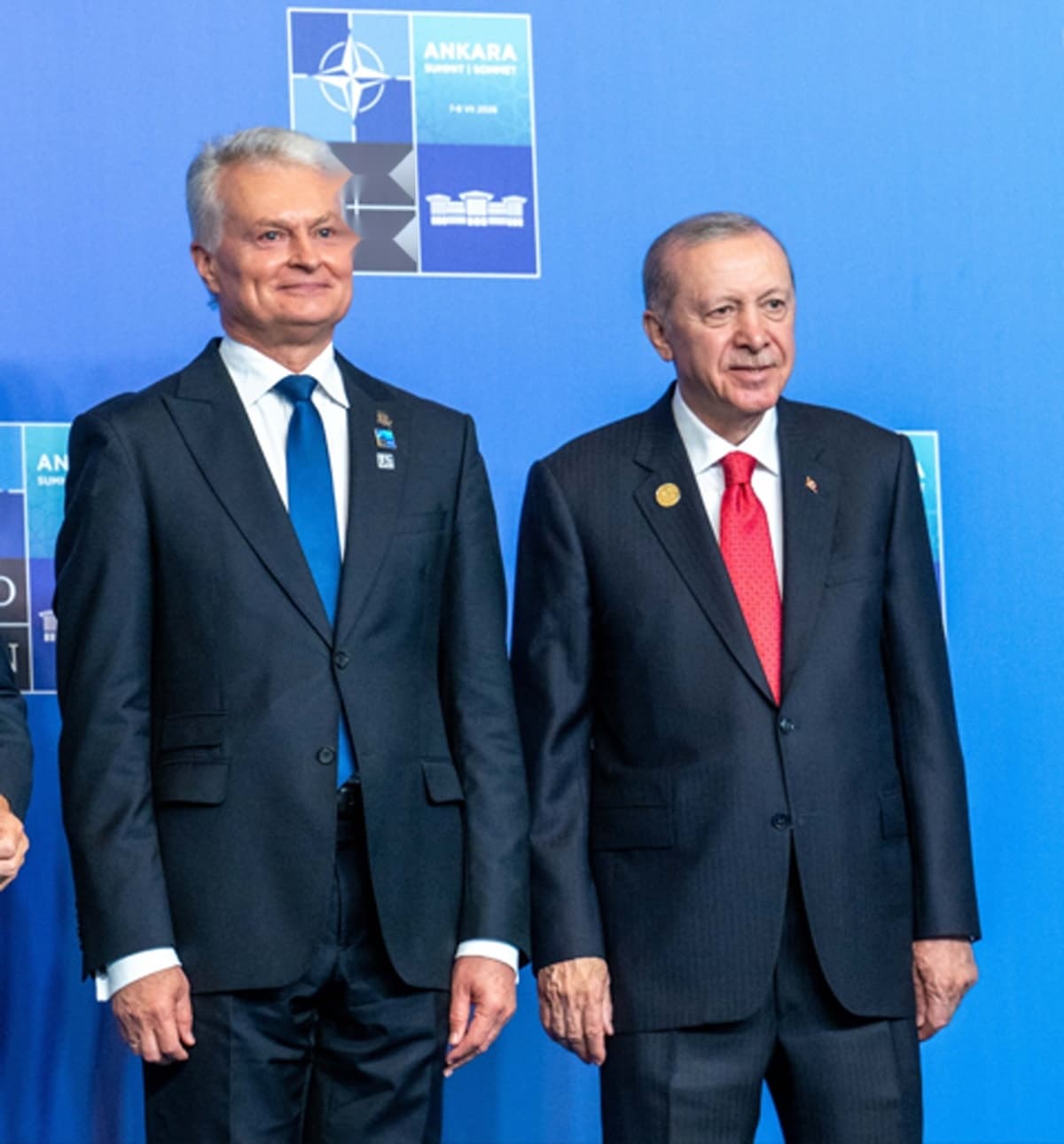 NATO Zirvesi'nde Erdoğan'ın Silah Hediyeleri Kriz Yarattı