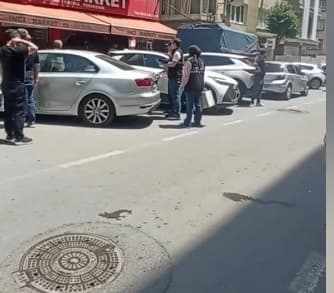 Küçükçekmece'de Market Sahibi Silahlı Saldırıya Uğradı