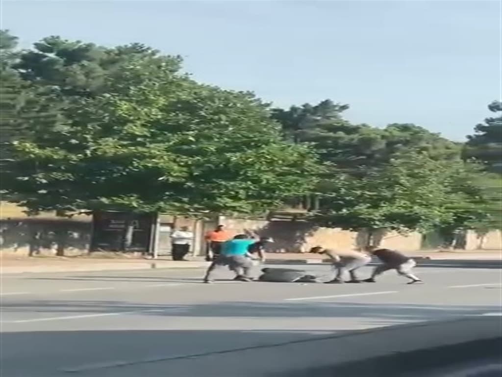 Kocaeli'de Sopalı Saldırı: 4 Kişi Tutuklandı